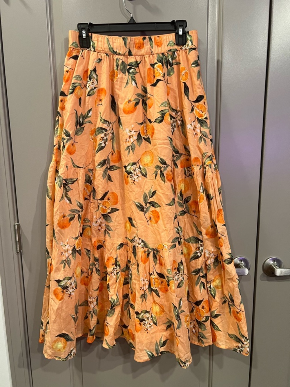 LOFT Petite Orange Harvest
Tiered Godet Maxi Skirt in Melon Ice - Picture 2 of 7